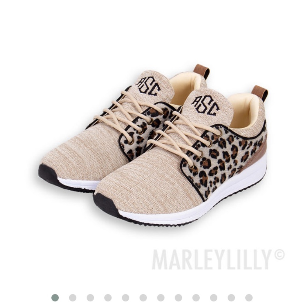Leopard print sneakers - Picture 3 of 10